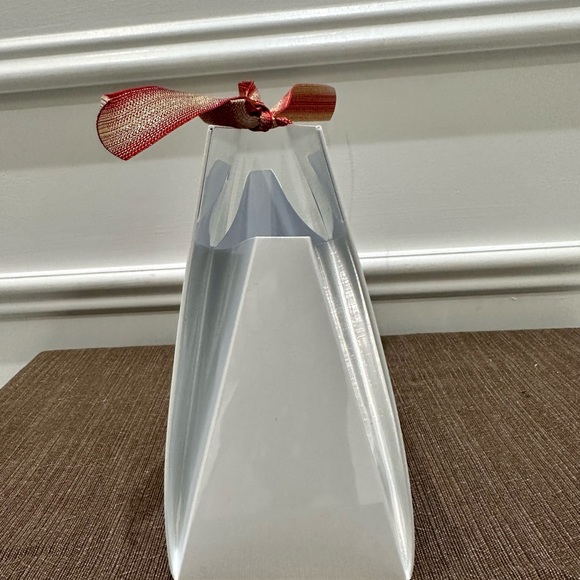 Authentic CHANEL gift bag with gift box - Picture 5 of 11